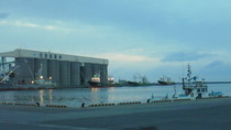 201010260600000.jpg